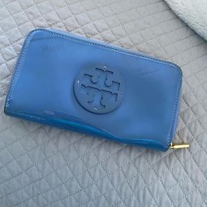 Tort Burch wallet